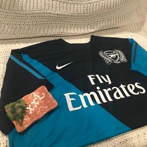 Nike Dri-Fit Arsenal jersey